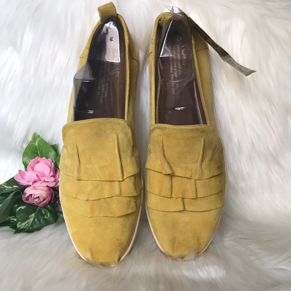 Toms canvas size 7.5 color mustard suede - Picture 6 of 11